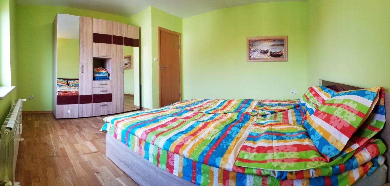 A Spacious 3 Bedroom Apartment In Bad Abbach/Regensburg Exterior photo